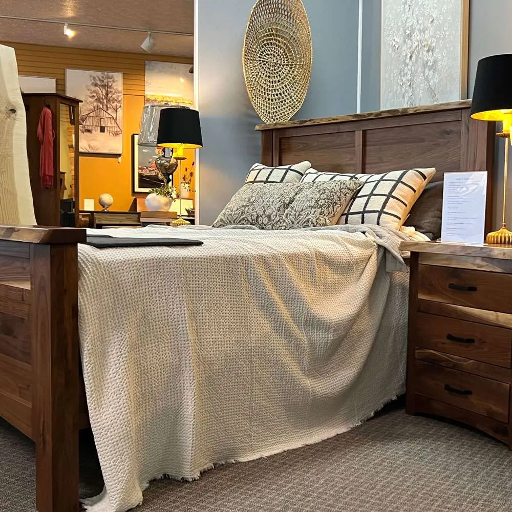 Live Edge Queen Bed