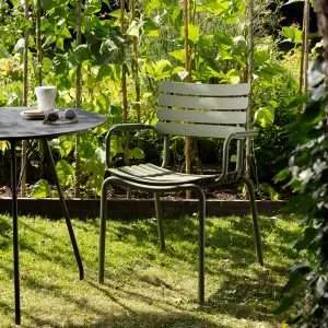 Reclips Arm Chair